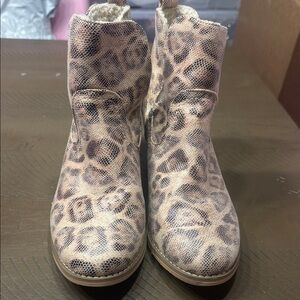Very G Animal Print Ankle Booties